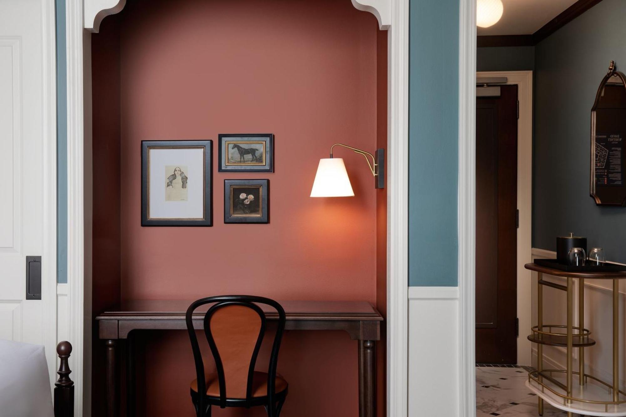 David Whitney, Autograph Collection Hotel 4*