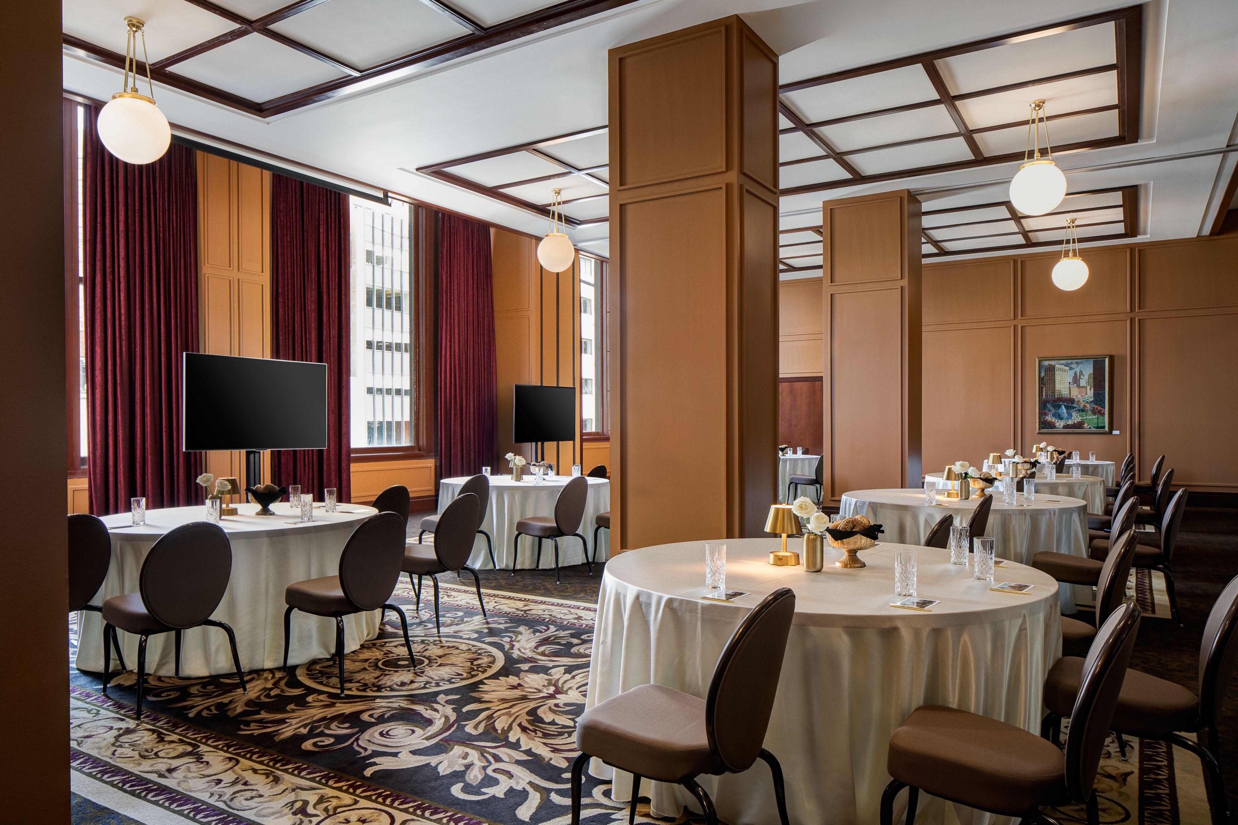 David Whitney, Autograph Collection Hotel Detroit